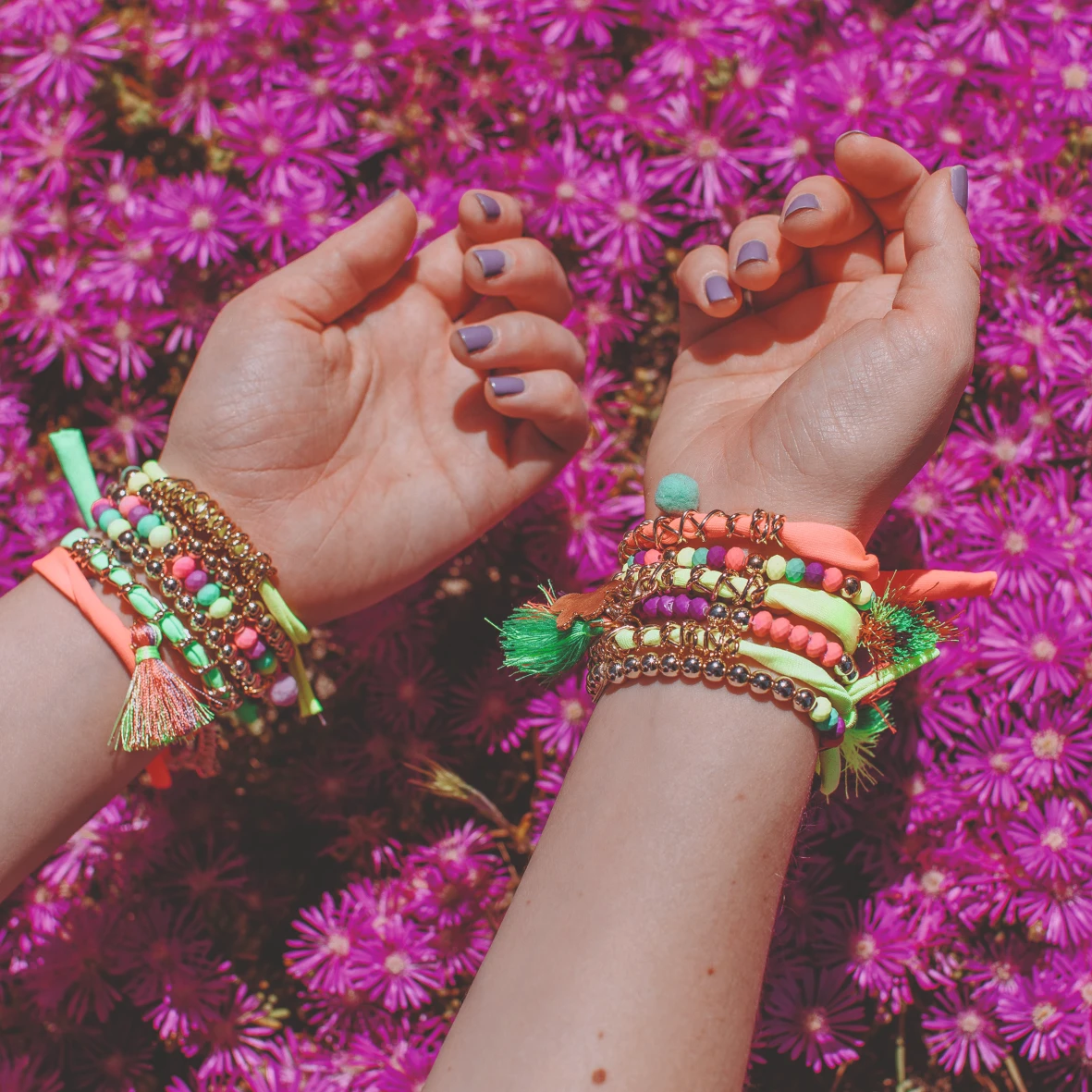 PULSERA NEON